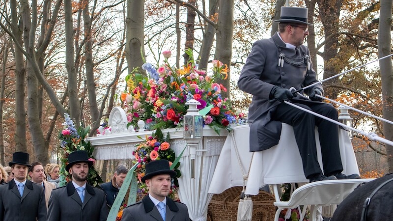 Uitvaart met koets
