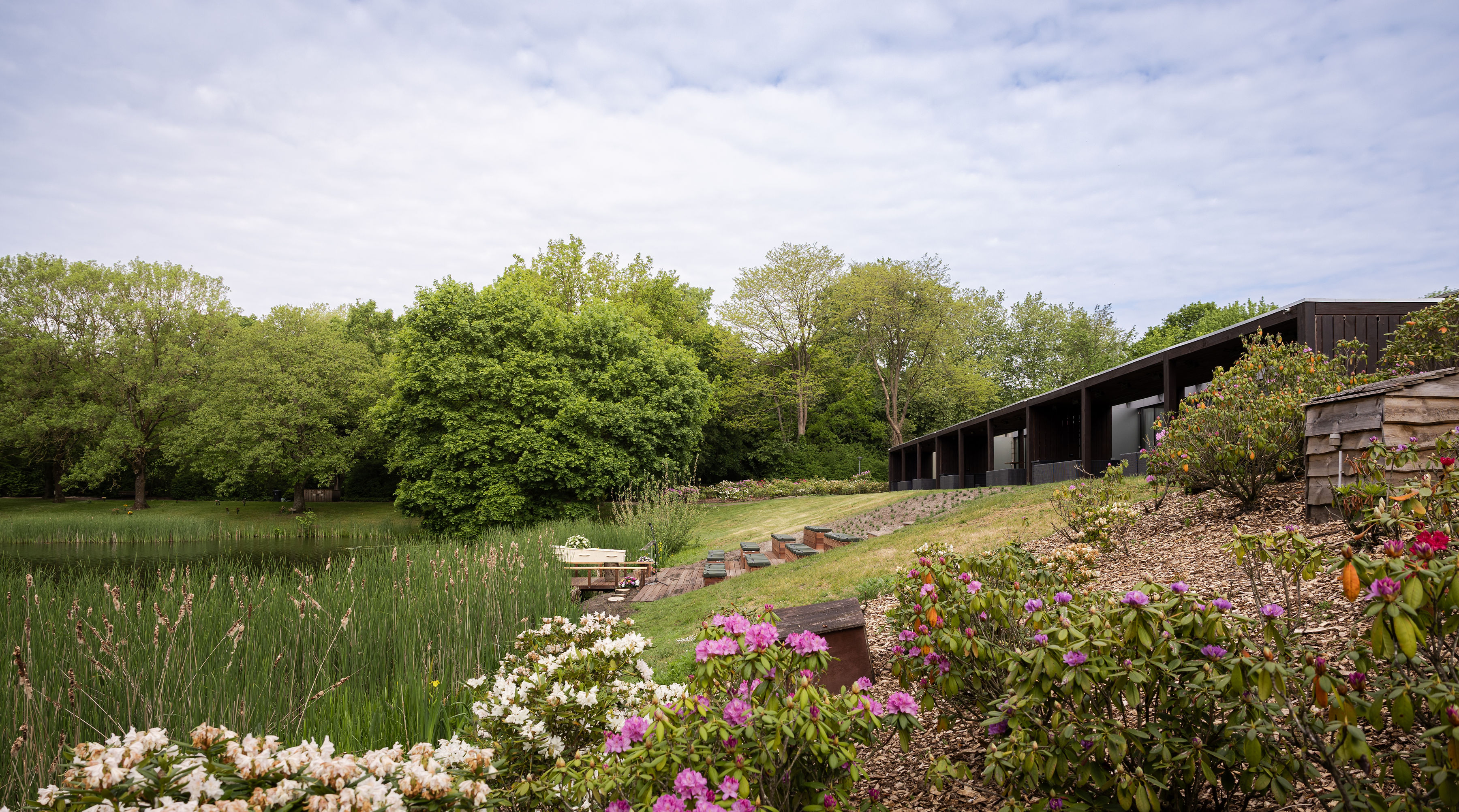 Buiten uitvaart crematorium Daelwijck Utrecht